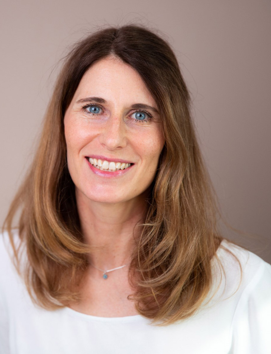 Mag.a Barbara Schöbl