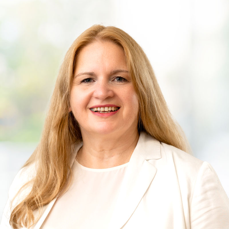 Mag.a Karin Teibinger-Elseroui